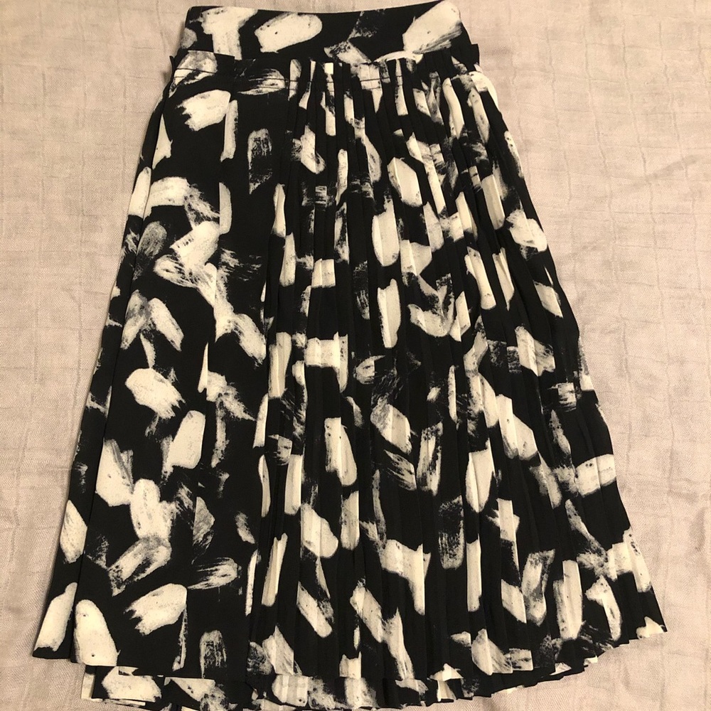 Banana Republic Fall 15 Printed Pleat Skirt